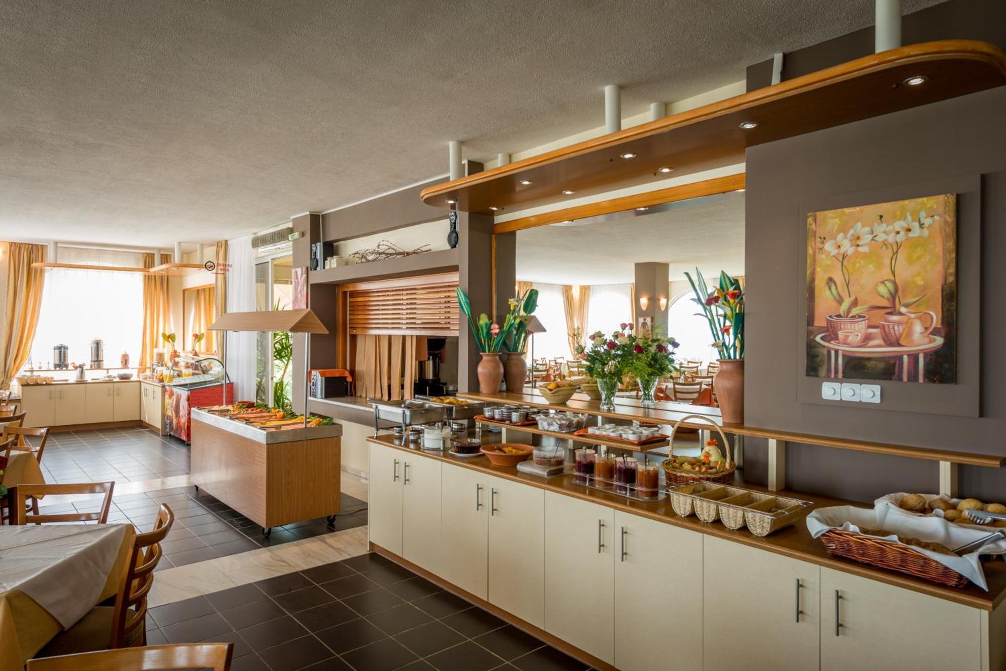Hotel Pavlina Beach Niforeika Luaran gambar