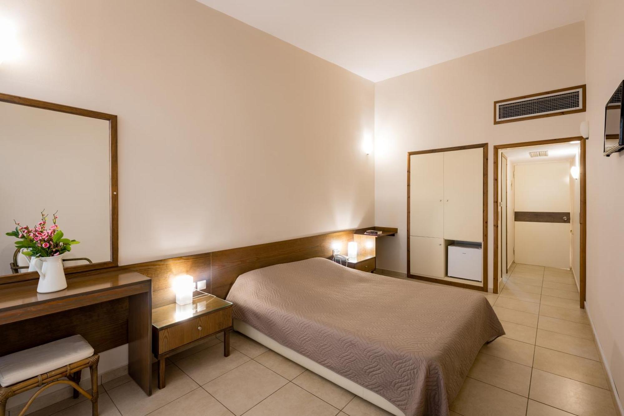 Hotel Pavlina Beach Niforeika Luaran gambar
