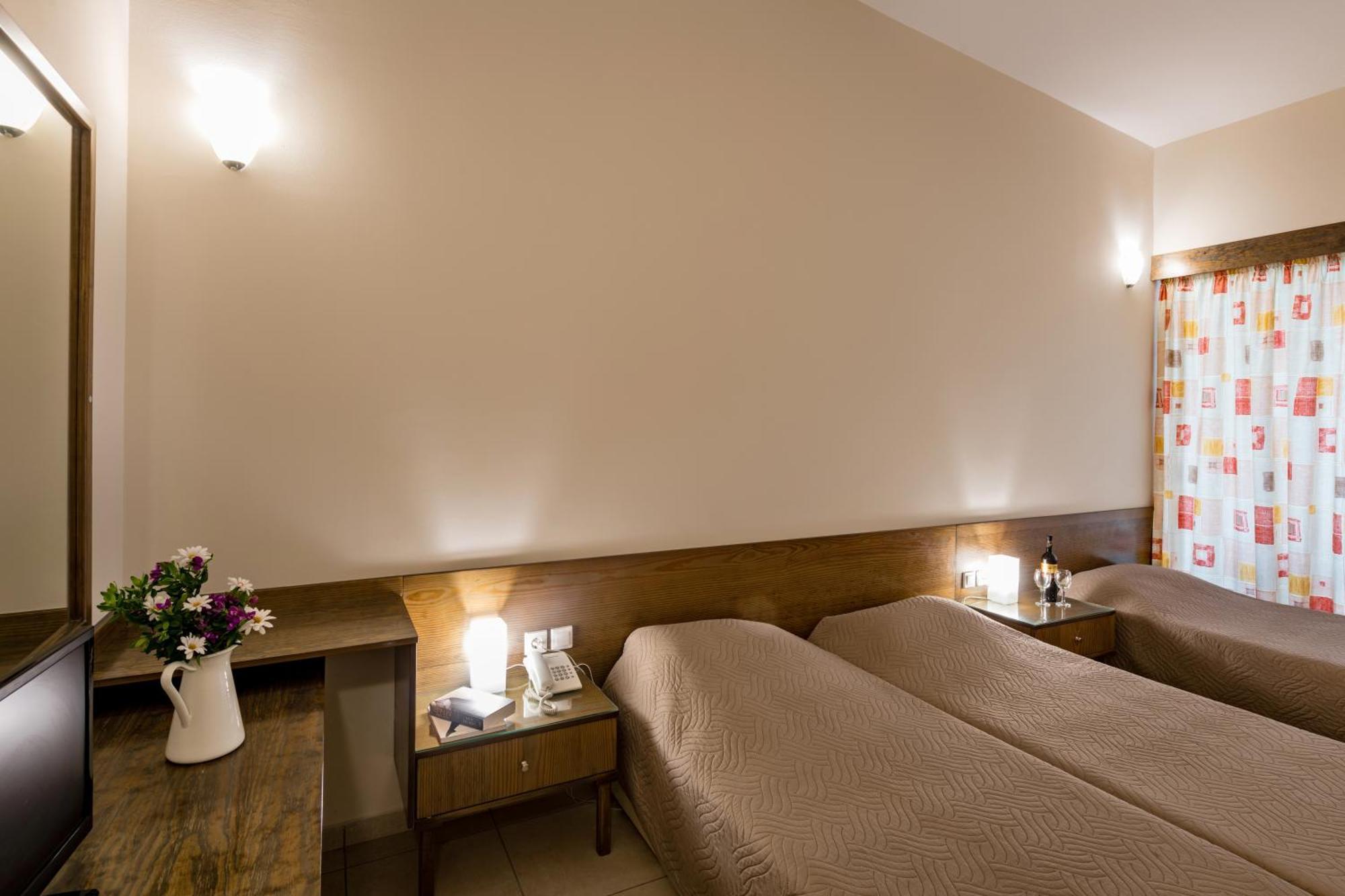 Hotel Pavlina Beach Niforeika Luaran gambar