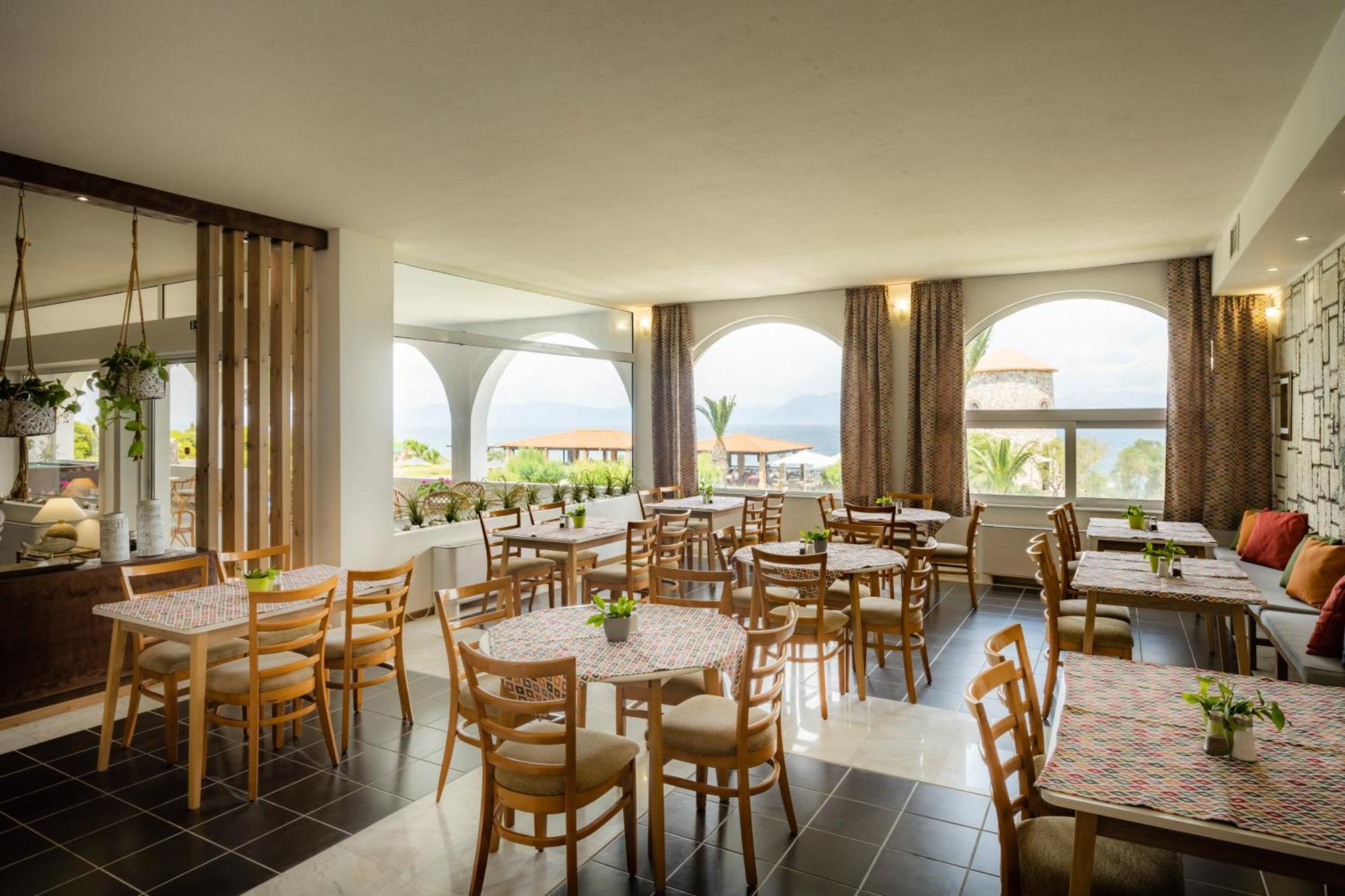 Hotel Pavlina Beach Niforeika Luaran gambar