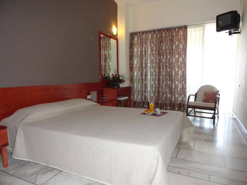 Hotel Pavlina Beach Niforeika Luaran gambar